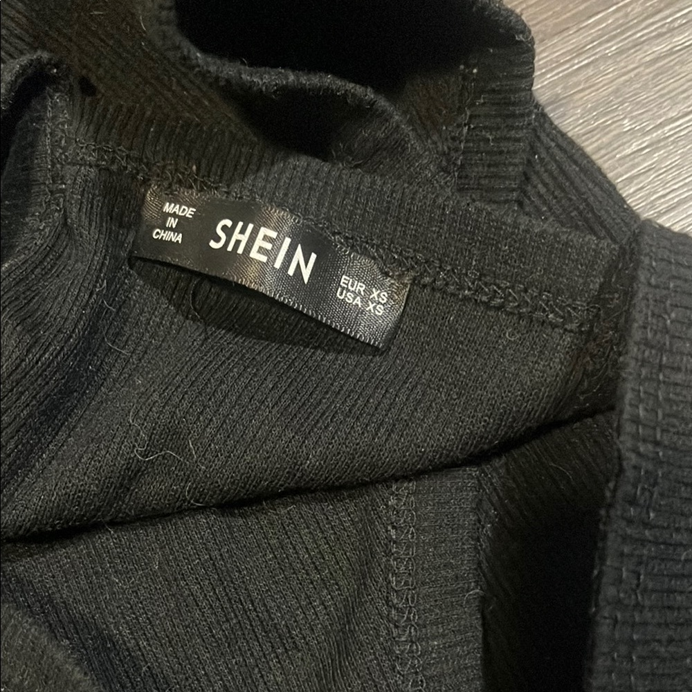 SHEIN Black Ribbed Tank Top - Picture 2 of 2